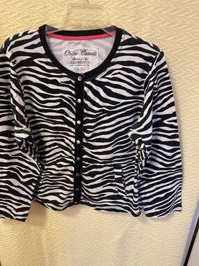 Onque Casuals Black & White Zebra Snap-Front Cardigan with Pink Trim